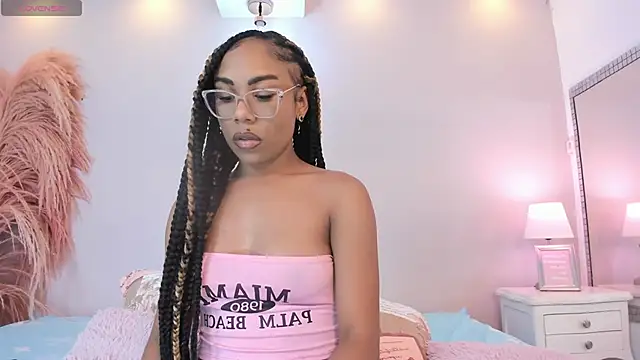 Erikaamore online show from June 9, 12:59 pm