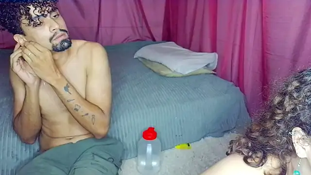 LilyLeblanc online show from May 31, 9:27 pm