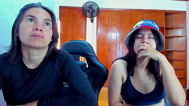 Soffy and Emily online show from June 27, 1:06 pm