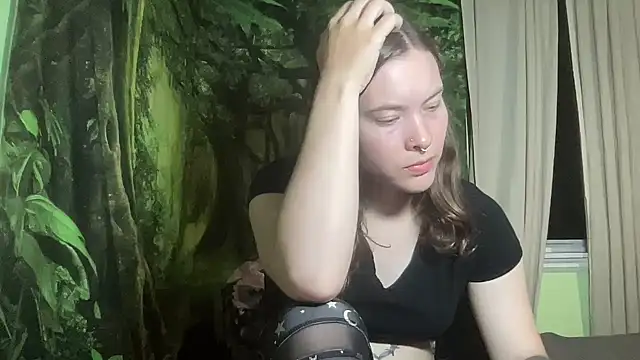 mo0ngoddess online show from October 4, 2:28 am