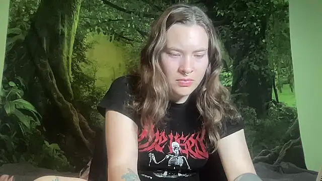 mo0ngoddess online show from April 18, 4:15 am