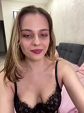 alinadesire online show from June 14, 8:31 pm