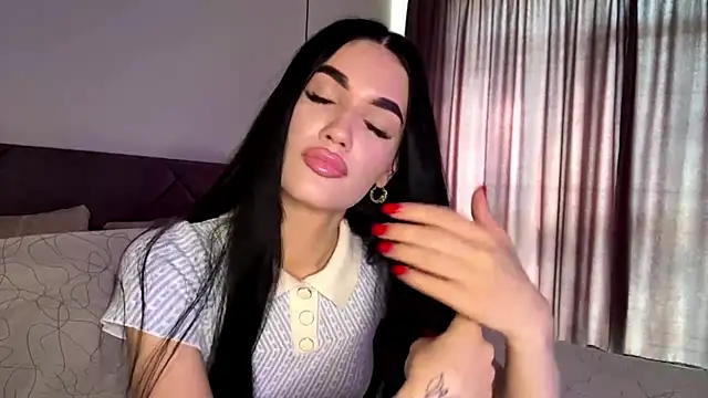 KarieEgge online show from June 9, 3:22 pm