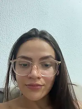 Sarah  hot online show from May 15, 11:40 pm
