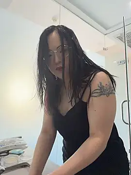 kehanbaby online show from June 8, 1:28 am