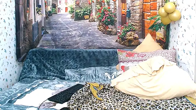 ebonymeera online show from June 20, 11:03 am