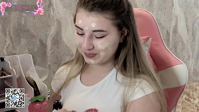 softiekitty online show from June 20, 2:09 pm