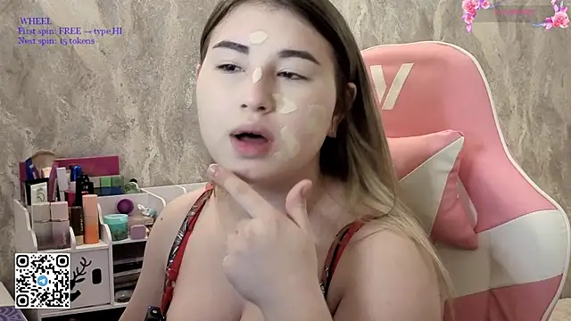softiekitty online show from June 5, 4:13 pm