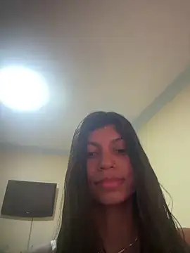 bruna carvalhohott online show from May 18, 5:08 pm