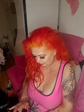 AshleyGinger   online show from June 16, 9:05 pm