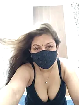 hot kiran2000 online show from June 22, 12:57 pm