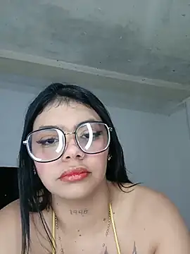 luxuryluna online show from June 30, 1:49 am