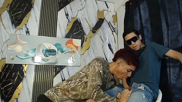 KING LOVERS1 online show from June 20, 2:09 pm