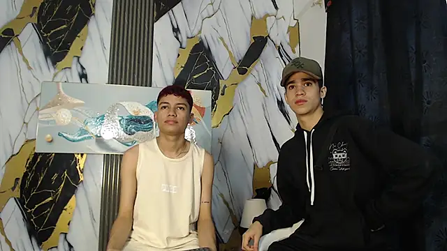 KING LOVERS1 online show from June 19, 1:58 pm