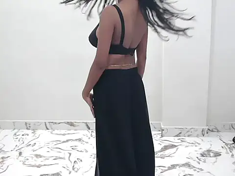 priya-roy61 online show from July 12, 8:15 am