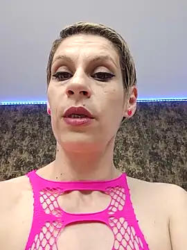 KittyDesiree online show from June 4, 6:12 pm