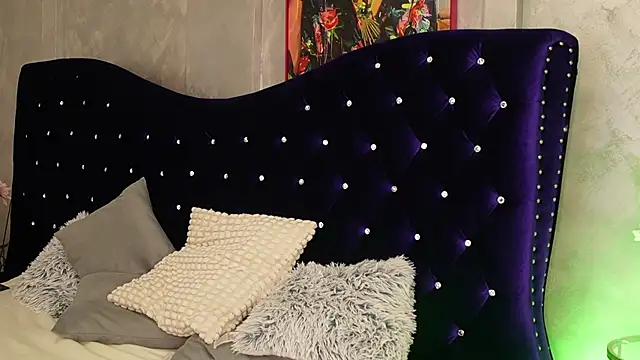 IvyLoren online show from May 20, 7:44 pm