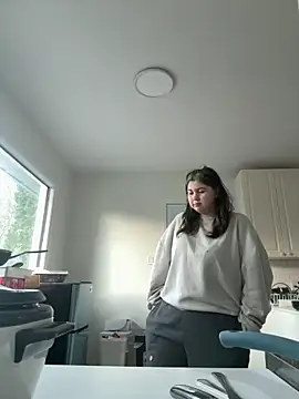 pr1ncess mads17 online show from May 16, 1:41 am