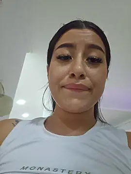 Luisa Madrid online show from May 31, 6:09 pm