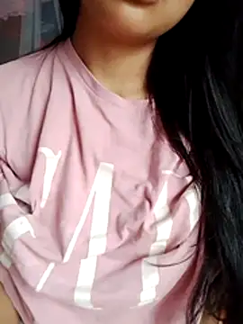 Ninaa01 online show from July 3, 1:33 am