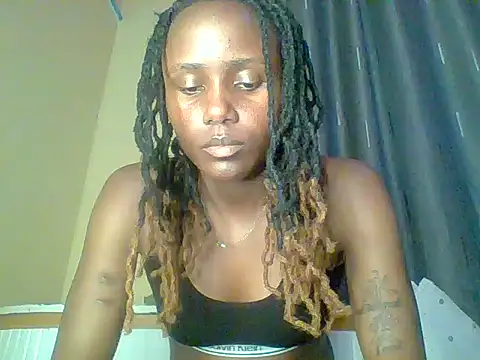 kiki8390 online show from June 24, 7:24 pm