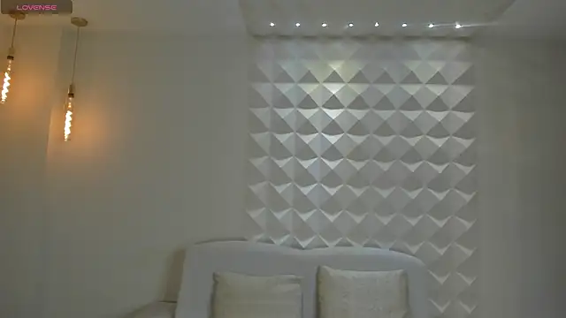 LillySanders online show from July 18, 7:27 pm