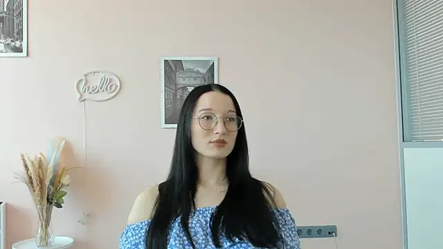 TaColemon online show from May 17, 11:42 am
