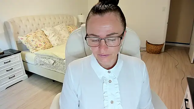 Vika73 online show from September 12, 2:02 pm