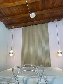 MiaLane3 online show from July 2, 12:00 pm