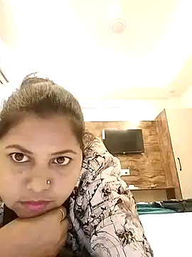 Miss kirtii online show from May 18, 7:47 am