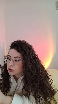 Elissa Floyd   online show from June 17, 7:21 am