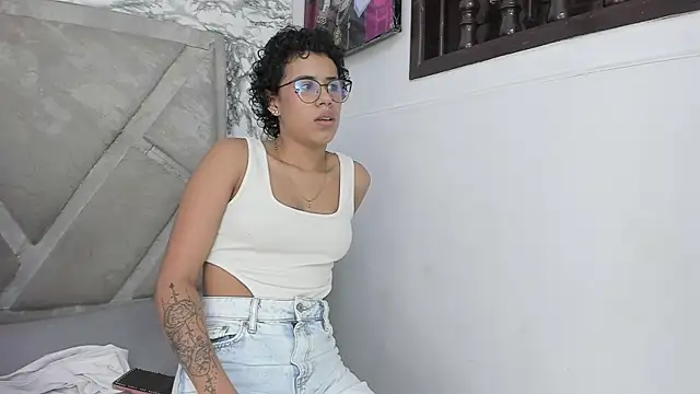 MiaPaytonnn online show from May 20, 1:41 pm