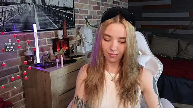 eva swetty online show from June 17, 9:16 pm