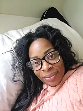 CaliBabiethe1 online show from May 28, 8:29 pm