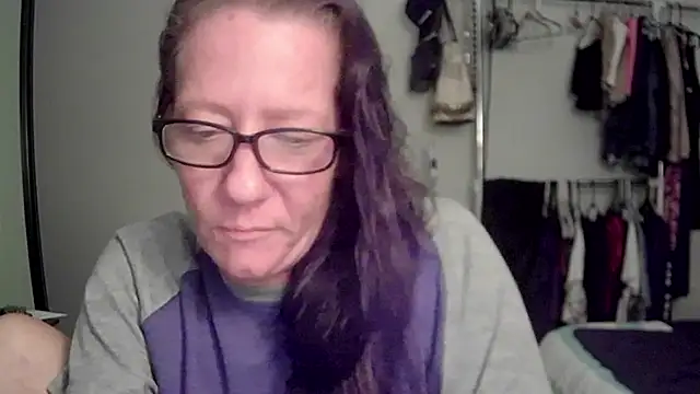 Quartz1Champagne online show from June 21, 4:49 am
