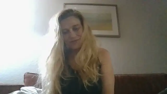 IrishJodi online show from June 30, 4:45 am