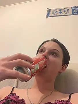 Quenn667 online show from June 11, 9:22 pm