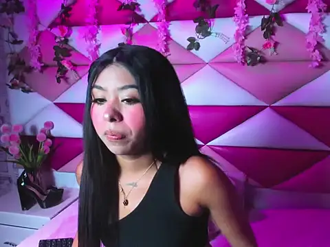 Sofirose 111 online show from June 9, 1:32 pm