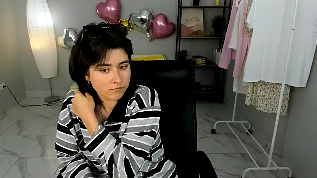 Barbara Little online show from May 29, 1:42 pm