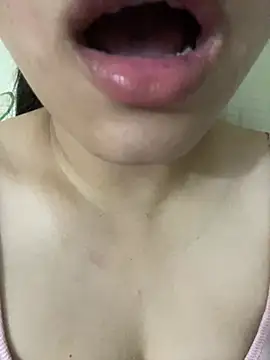 Mon 04 online show from July 10, 6:41 pm
