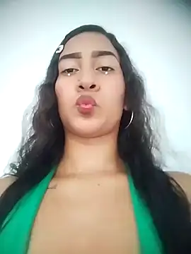 ScarletLovee  online show from July 17, 9:40 pm