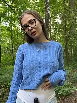 Bamby bump online show from July 5, 3:07 pm