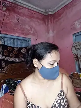 MoonLusty online show from June 20, 2:59 am