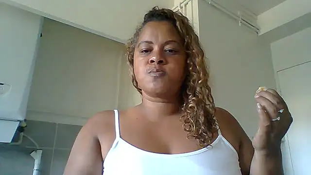 DOMINATRICESANDRA online show from July 8, 7:32 am