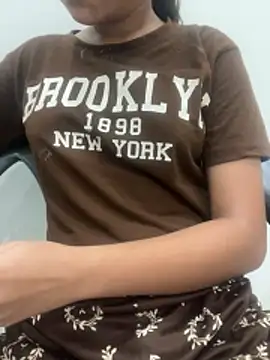 sexy Diya0 online show from June 8, 3:07 am