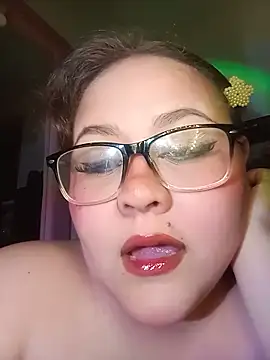 VeryGirlhot online show from May 29, 6:44 am