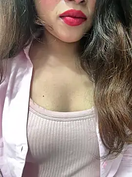 Yours riya11 online show from June 15, 2:45 am