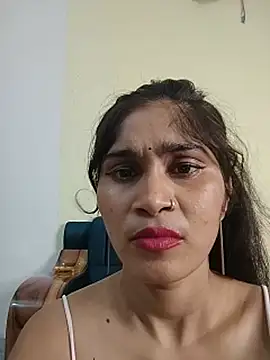 Naughty Kiara  online show from July 5, 3:46 am