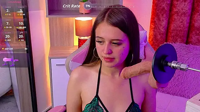 CamilleBlair  online show from June 24, 12:37 pm