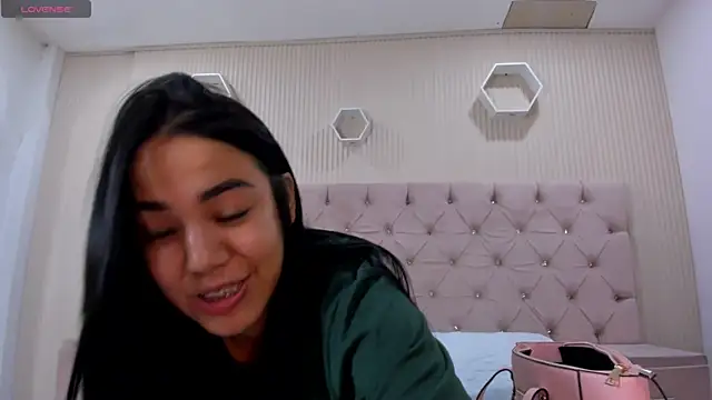 RyleyWest online show from June 15, 8:20 pm